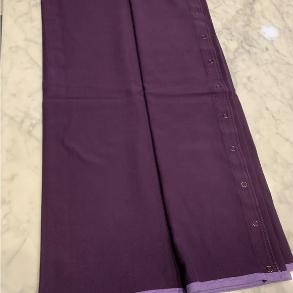 Lululemon vinyasa scarf wrap nwot purple - Picture 6 of 8